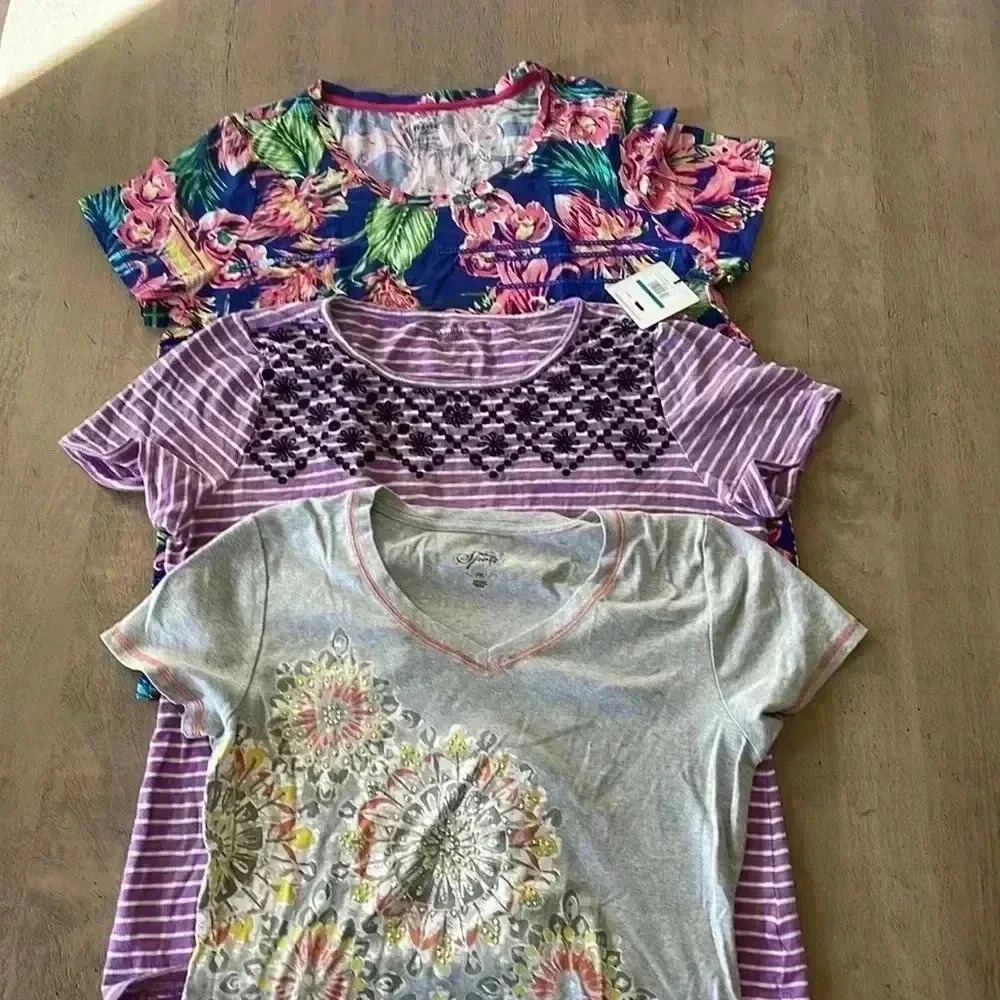 Lot of shirts, petite XL